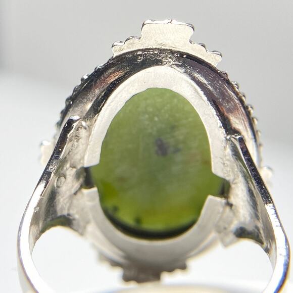 Vintage Sterling Silver Green Gemstone Cabochon Ring Size 6.75 - Picture 4 of 16